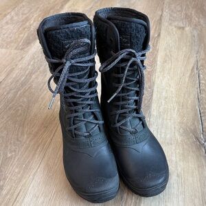 The North Face Black Lace-Up Boots